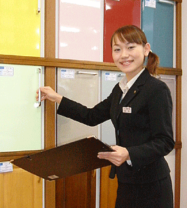 カラーコーディネーター 古谷さん